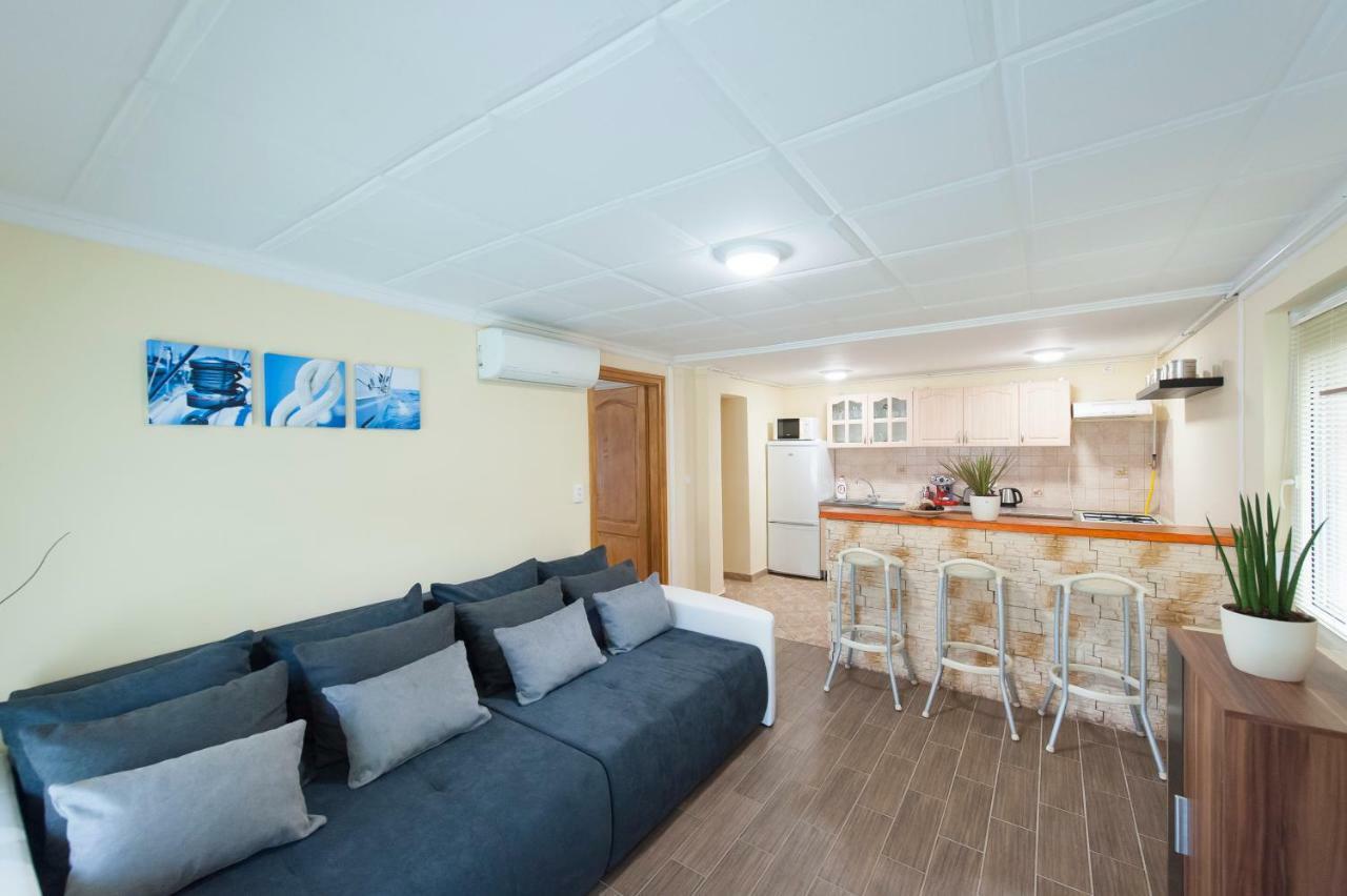 Bier-Lak Apartman House 71 Balatonlelle Εξωτερικό φωτογραφία